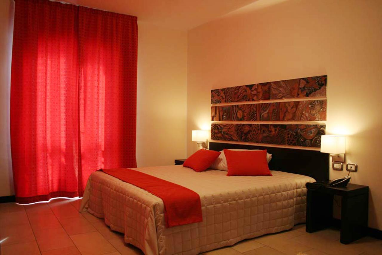 Hotel Al Ritrovo Castelluzzo Exteriör bild
