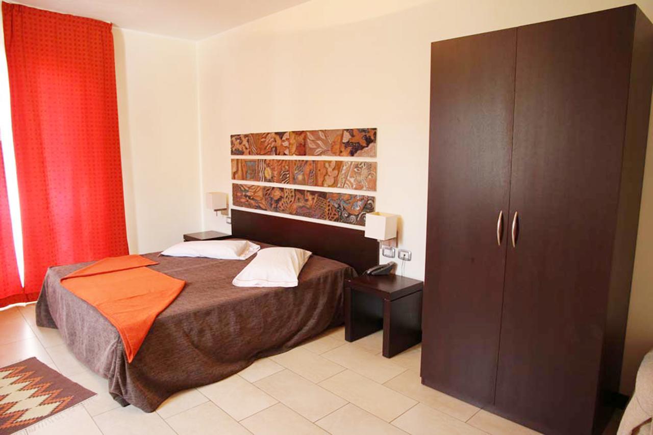 Hotel Al Ritrovo Castelluzzo Exteriör bild